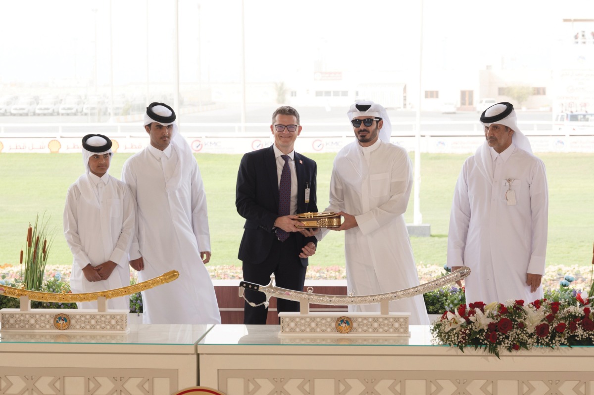 Minister of Interior and Commander of the Internal Security Force (Lekhwiya) H E Sheikh Khalifa bin Hamad bin Khalifa Al-Thani with the Managing Director of Qatar Shell Rob Maxwell.  