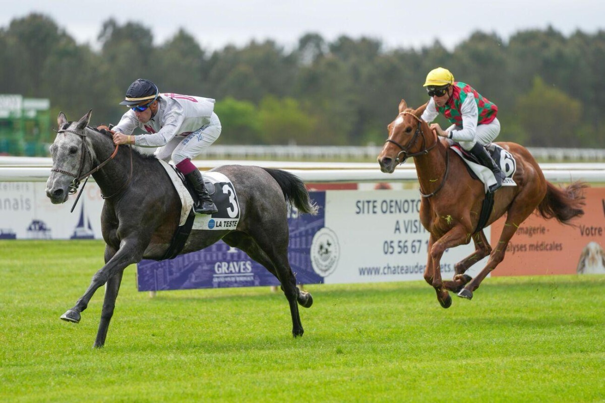 Jean-Bernard Eyquem (left) guides Intisar De Monlau to Prix Nefta - Wathba Stud Farm victory.