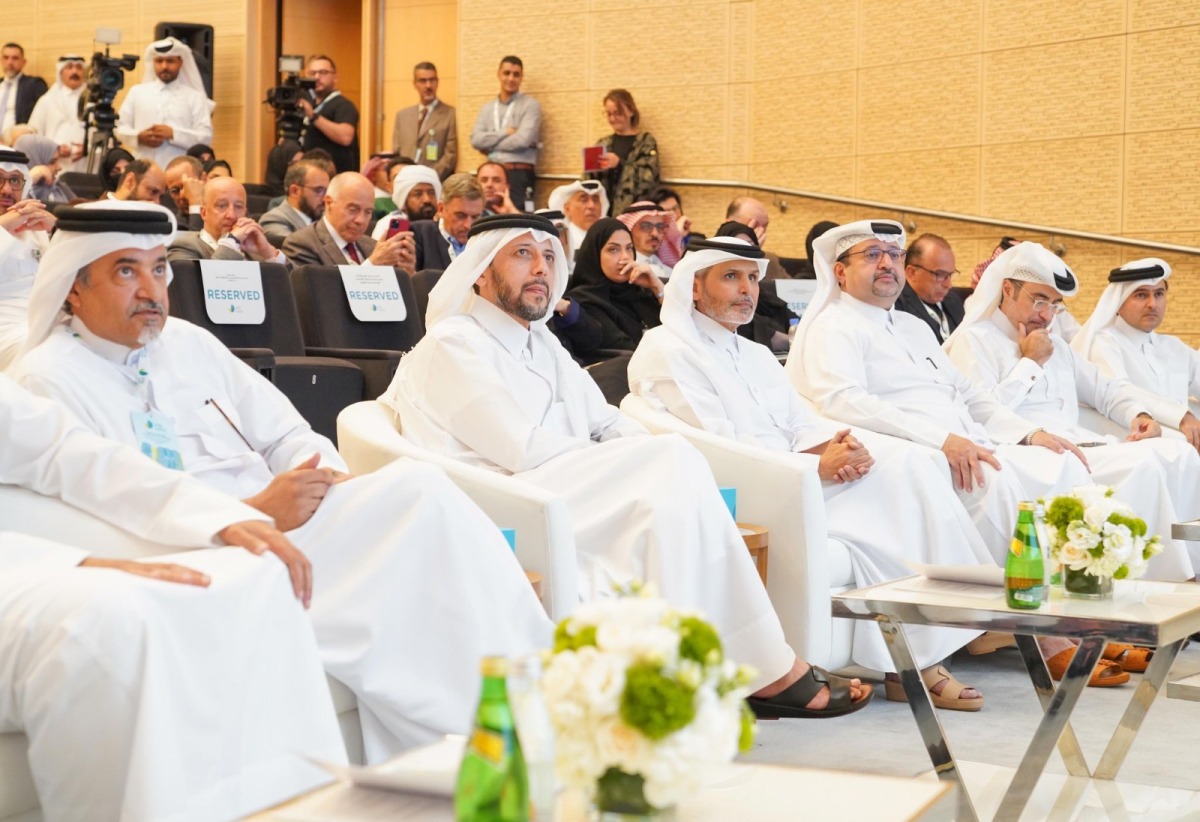 Minister of Public Health H E Mansour bin Ibrahim Al-Mahmoud (second left) and other officials at the second forum of Naufar Centre.