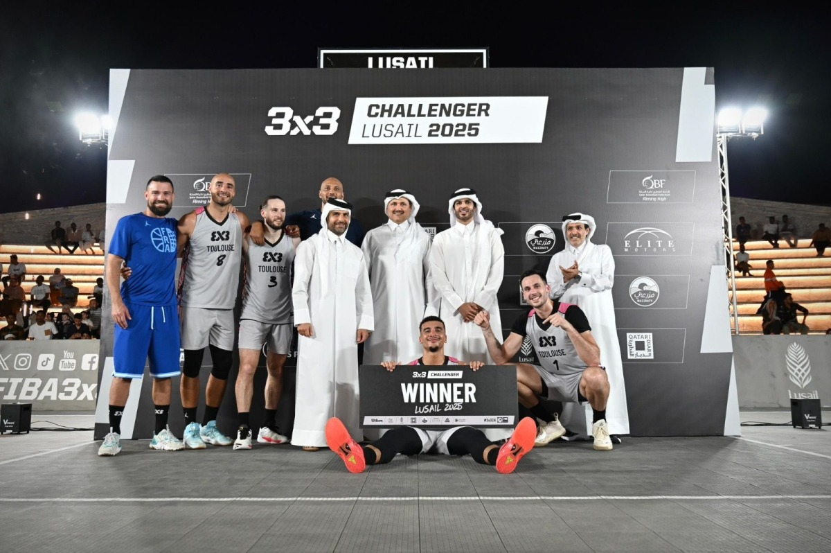 France’s Toulouse players with Qatar Basketball Federation officials after winning the FIBA 3X3 Lusail Challenger International Championship final.