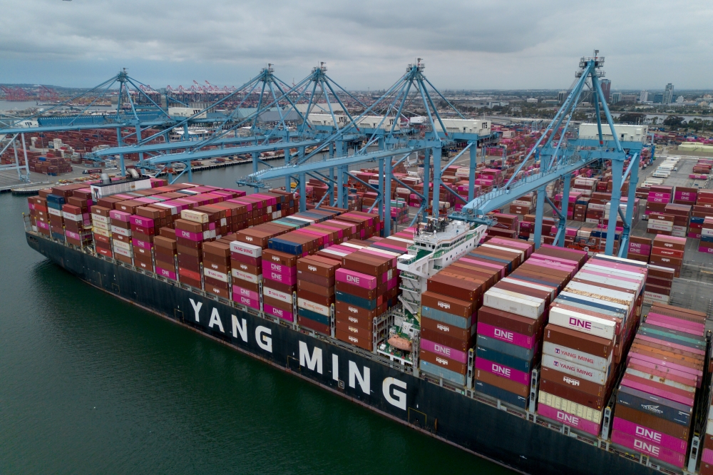 A container ship docked at the Port of Long Beach in California. (Photo by Eric Thayer/Bloomberg)