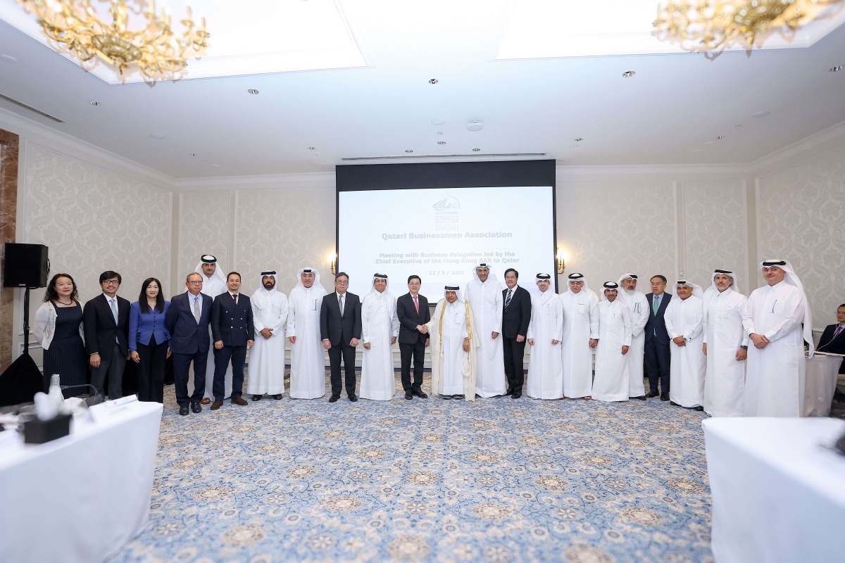 Chief Executive of the Hong Kong Special Administrative Region of the People’s Republic of China, H E John Lee; QBA Chairman, Sheikh Faisal bin Qassim Al Thani along with QBA board members and officials during the meeting.