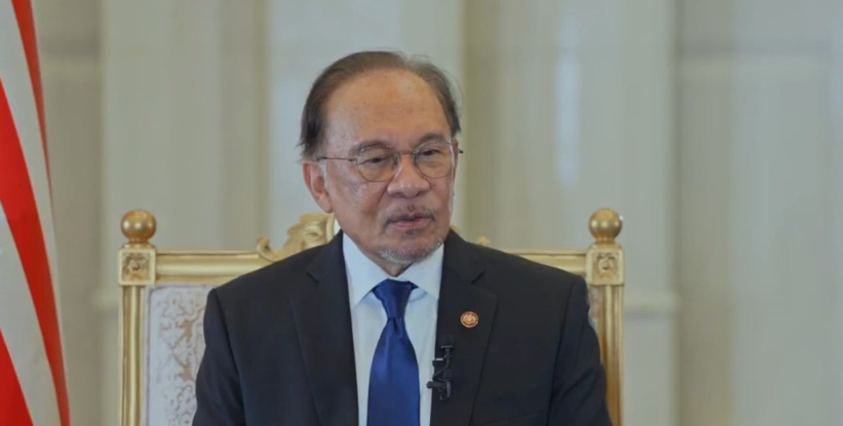 Prime Minister of Malaysia H E Anwar Ibrahim