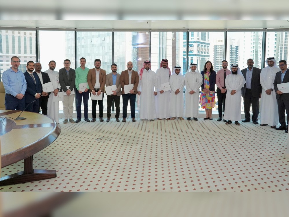 Experts, officials and participants of the course. 