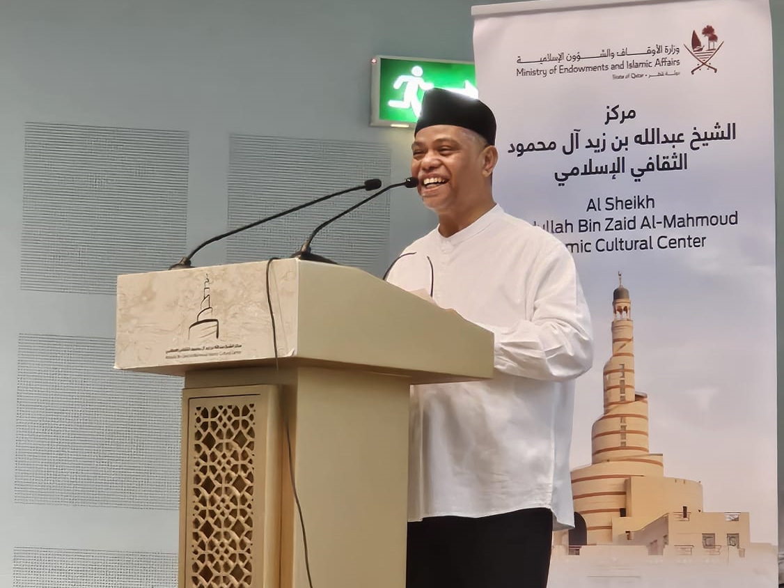 Ambassador of Indonesia to Qatar H E Ridwan Hassan speaking at the event.