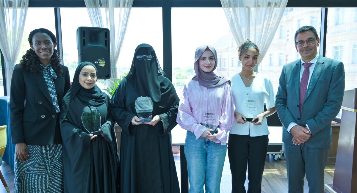 Programme interns with WCM-Q’s Tembela Eweje and Dr. Khaled Machaca at the graduation luncheon.
