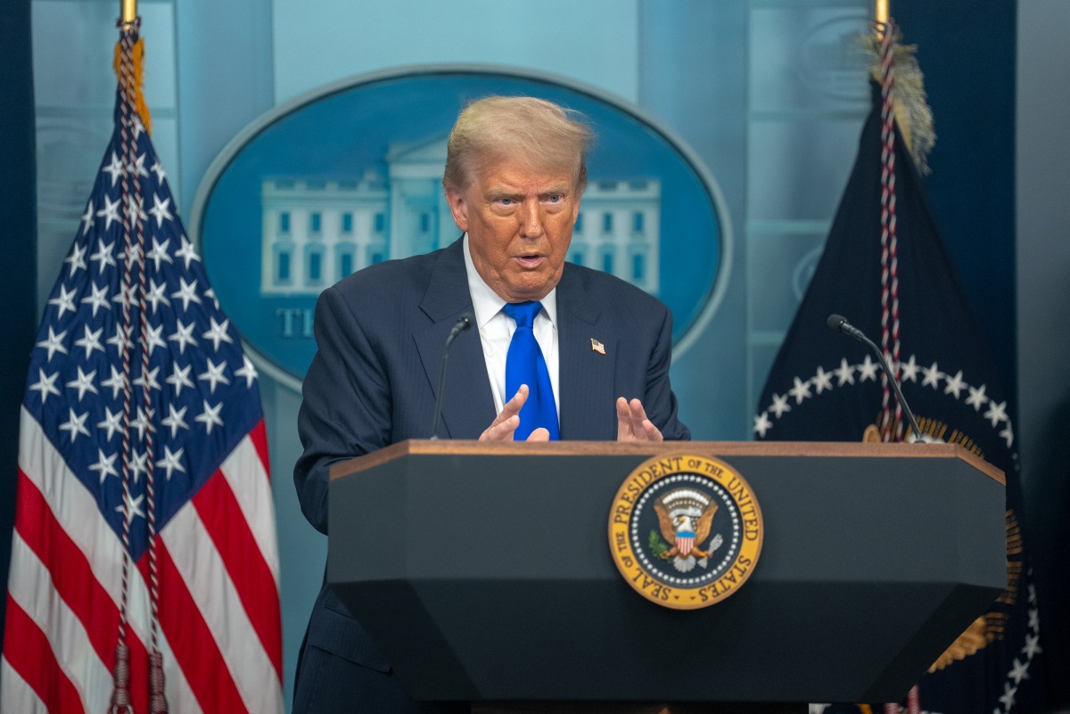  WASHINGTON, June 27, 2025 (Xinhua) -- U.S. President Donald Trump speaks to the press at the White House in Washington, D.C., the United States, on June 27, 2025. (Xinhua/Hu Yousong)