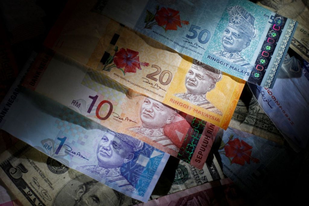 File photo of several Malaysian ringgit notes for representational purposes only. Reuters.