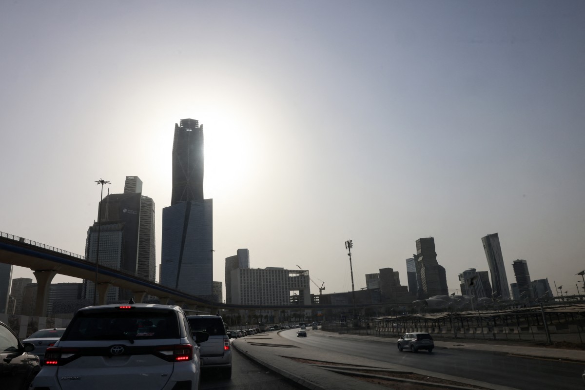 Commuters driving along a road in Riyadh. Photo for representational purposes only.