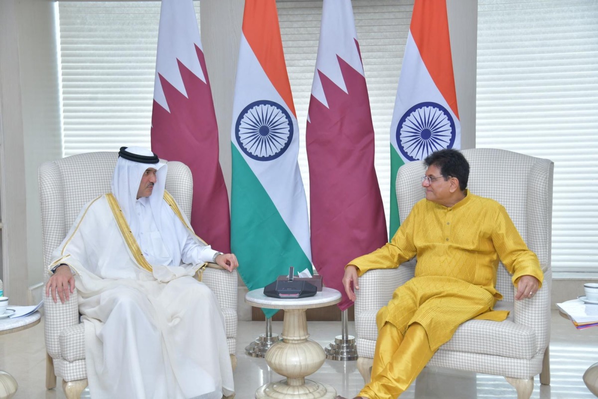 Minister of State for Foreign Trade Affairs, H E Dr. Ahmed bin Mohammed Al-Sayed, with India's Minister of Commerce and Industry, H E Piyush Goyal. 