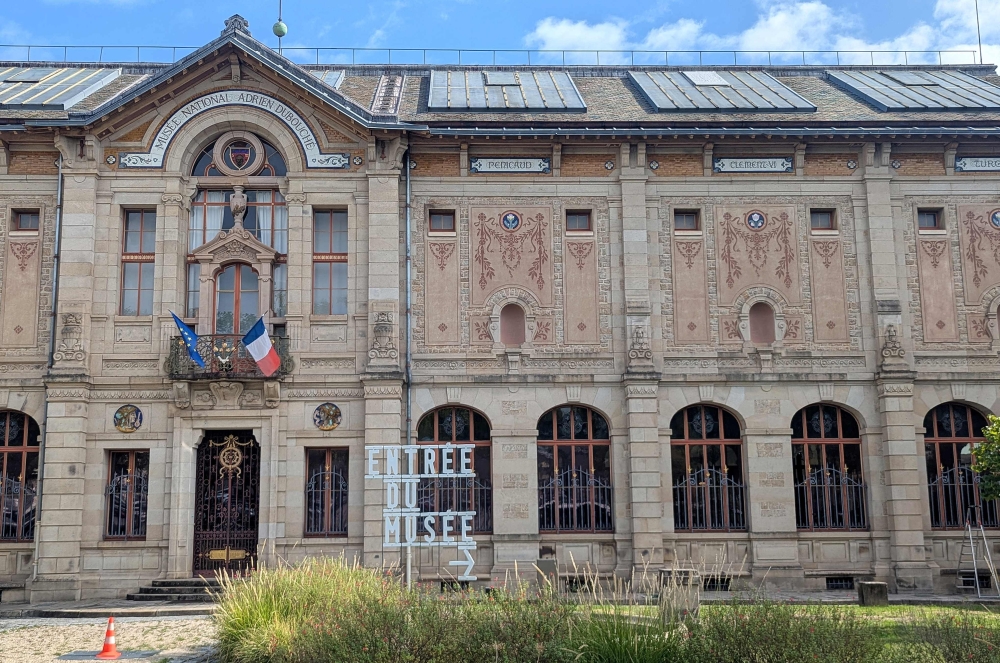 A photo shows the facade of the Musee National Adrien Dubouche ceramics museum after it was burgled overnigth, in Limoges, central France, on September 4, 2025. (Photo by Franck Lagier / AFP)
 