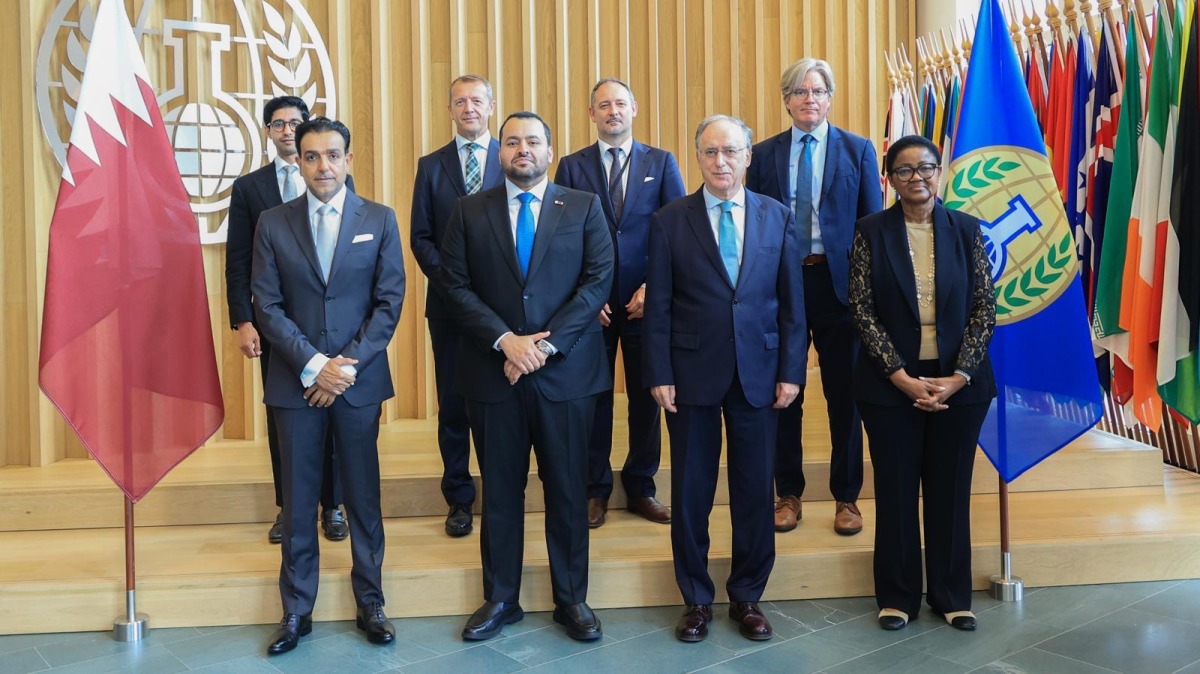 Minister of State at the Ministry of Foreign Affairs H E Dr. Mohammed bin Abdulaziz Al Khulaifi with Director-General of the Organization for the Prohibition of Chemical Weapons (OPCW) H E Fernando Arias (second right) and other officials during the meeting.
