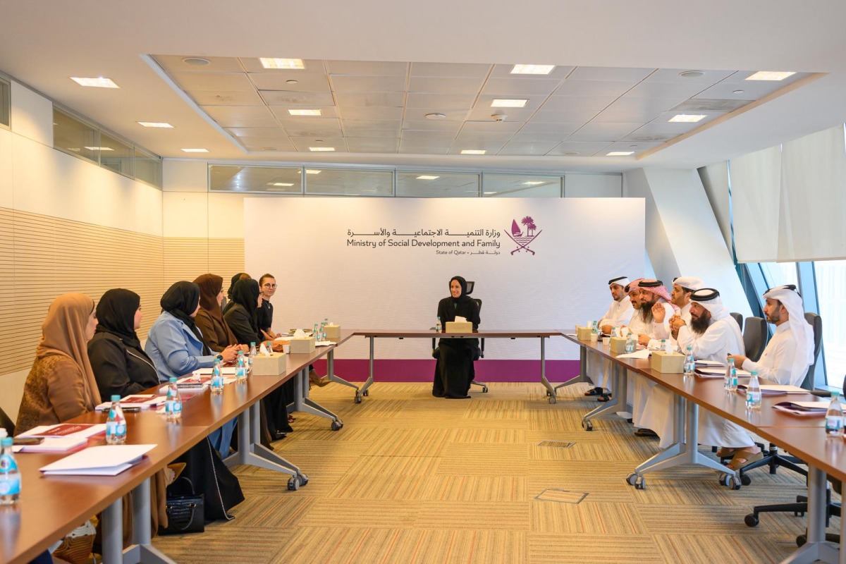 Minister of Social Development and Family H E Buthaina bint Ali Al Jabr Al Nuaimi chairing the Ministry’s first national meeting of volunteering partners. 