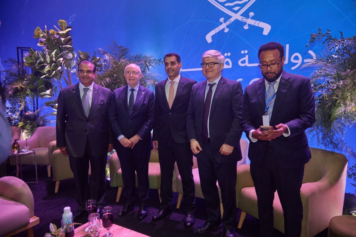 Minister of Transport H E Sheikh Mohammed bin Abdulla bin Mohammed Al Thani (centre) with other officials during a reception hosted by Qatar's mission to ICAO.