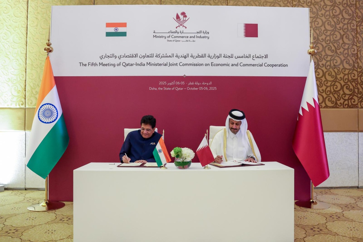 Minister of Commerce and Industry H E Sheikh Faisal bin Thani Al-Thani and Minister of Commerce and Industry of the Republic of India H E Piyush Goyal during the signing ceremony.