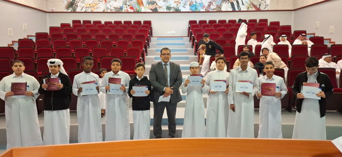 Students attend Arabic calligraphy sessions 