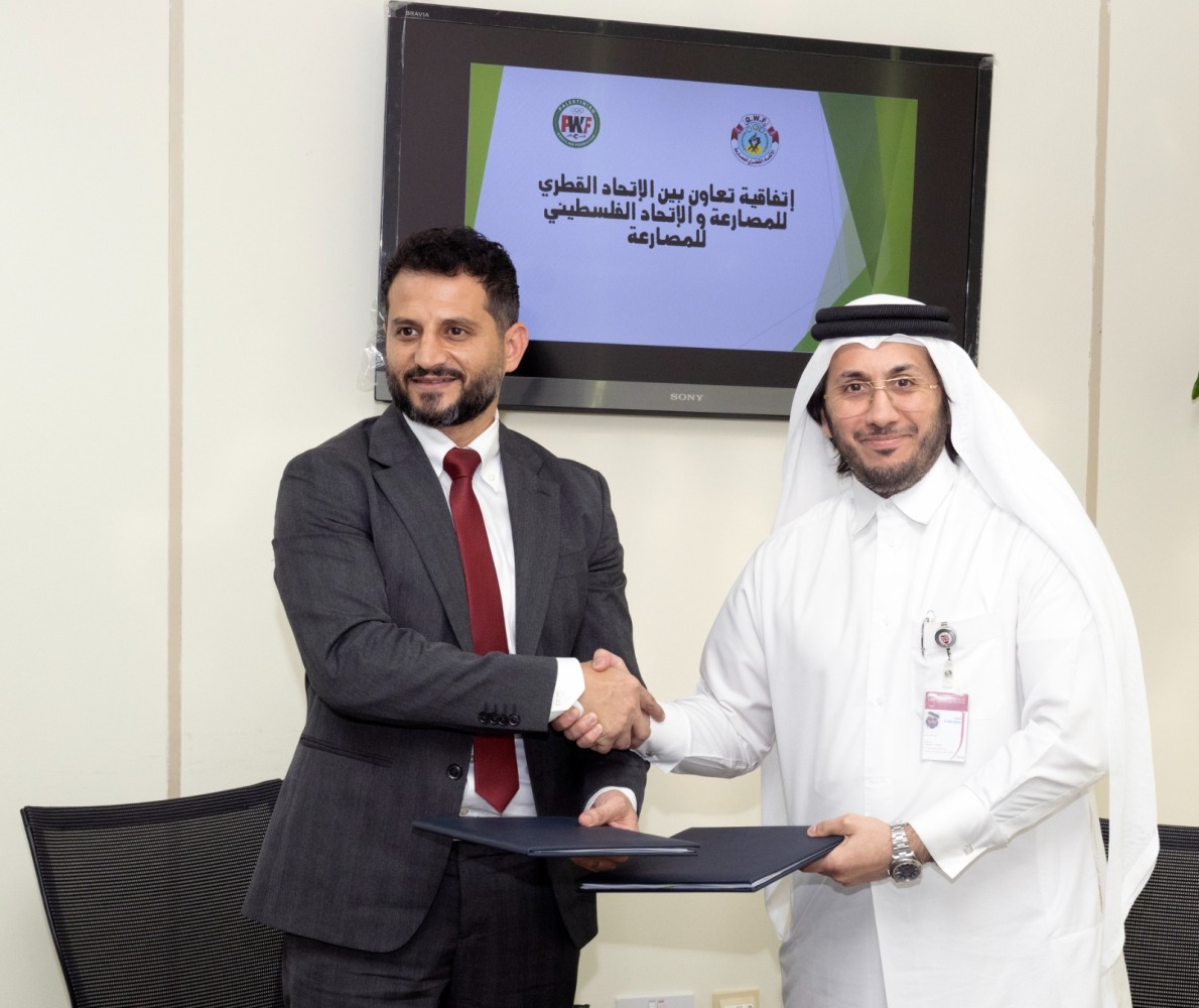 The agreement was signed by QBWF President Sheikh Fahad bin Khalid Al-Thani and PWF Secretary-General Riyad Hassan.