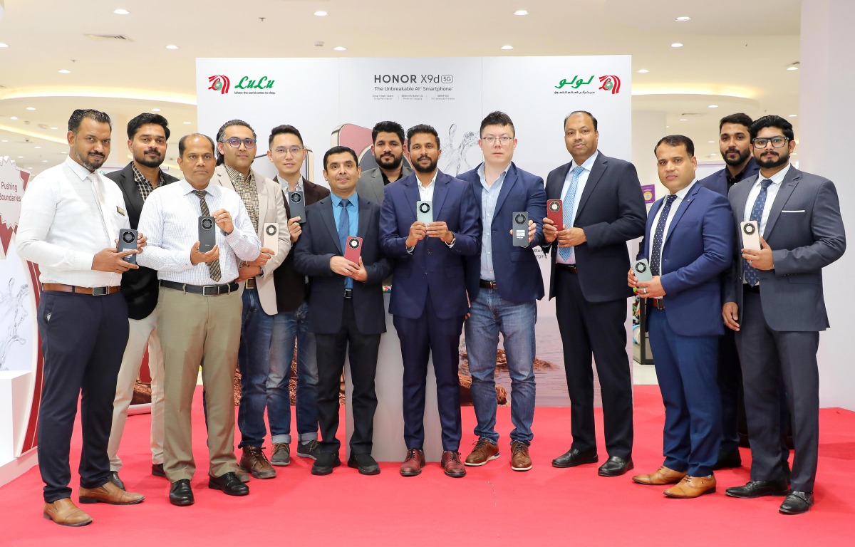 Officials during the launch ceremony.