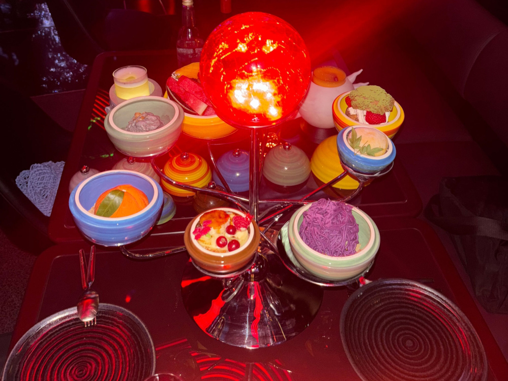 Woohoo’s dessert platter evokes the solar system. Gaia Lamperti/Bloomberg