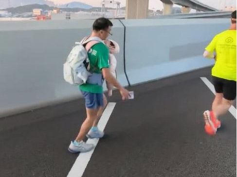 Screengrab from video shared on Threads by lamhontai_