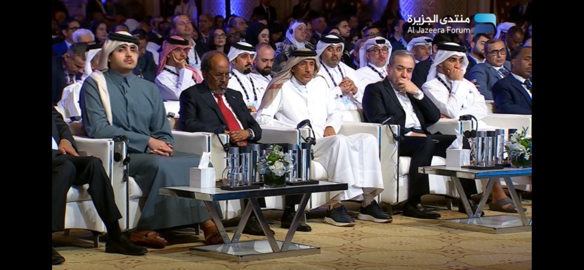 Chairman of Qatar Media Corporation and Chairman of the Board of Directors of Al Jazeera Media Network H E Sheikh Hamad bin Thamer Al Thani, Chairperson of Qatar Fund for Development H E Sheikh Thani bin Hamad Al Thani, President of Somalia H E Hassan Sheikh Mohamud, and Minister of Foreign Affairs of Iran H E Abbas Araghchi, with other officials during the 17th Al Jazeera Forum in Doha yesterday.