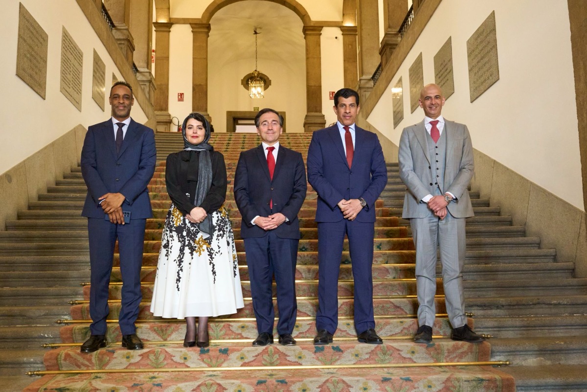 Ambassador of Qatar to Spain H E Salem bin Mubarak Al Shafi (second right) with Spanish Minister of Foreign Affairs H E Jose Manuel Albares (centre) and other ambassadors. 