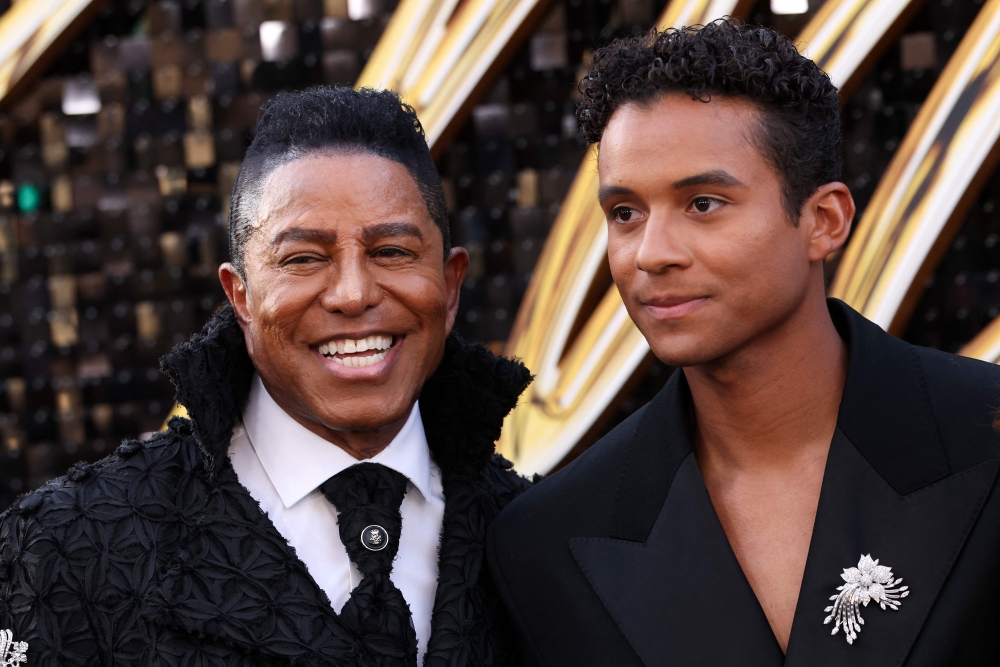 US singer-songwriter Jermaine Jackson (L) and son US actor Jaafar Jackson attend the Los Angeles premiere of Lionsgate's 