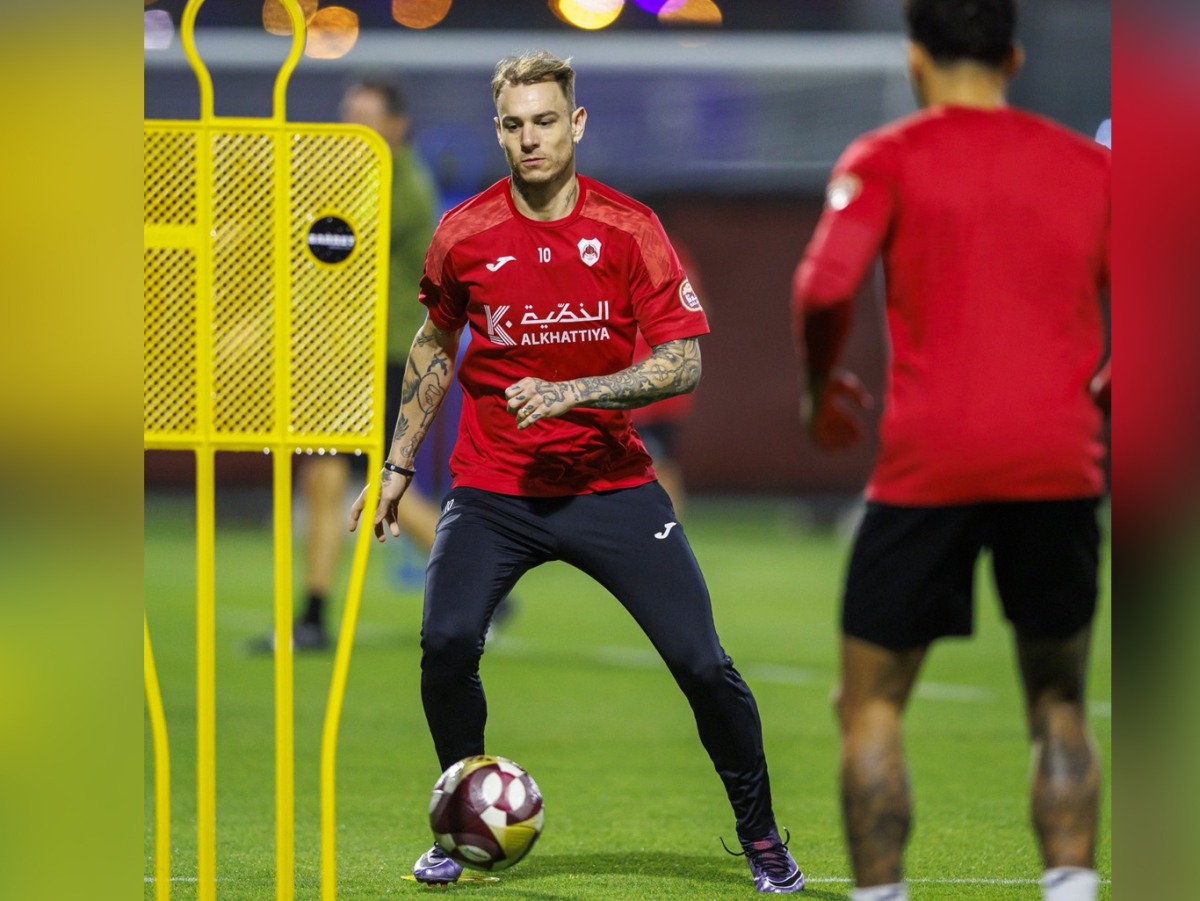 Roger Guedes (left) is expected to play a key role for Al Rayyan in the final.