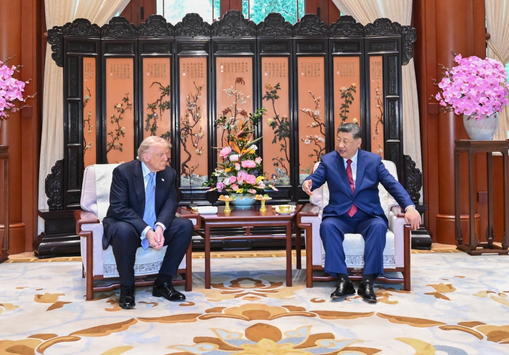 Chinese President Xi Jinping and U.S. President Donald Trump having a private meeting at Zhongnanhai in Beijing, capital of China (Xinhua/Li Xiang)