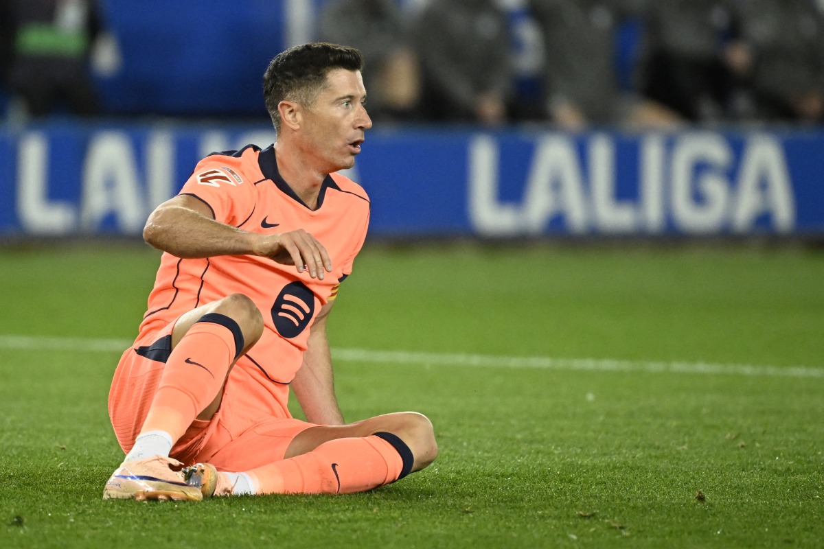 Barcelona's Polish forward #09 Robert Lewandowski reacts during the Spanish league football match between Deportivo Alaves and FC Barcelona at Mendizorroza Stadium in Vitoria on May 13, 2026. Photo by ANDER GILLENEA / AFP