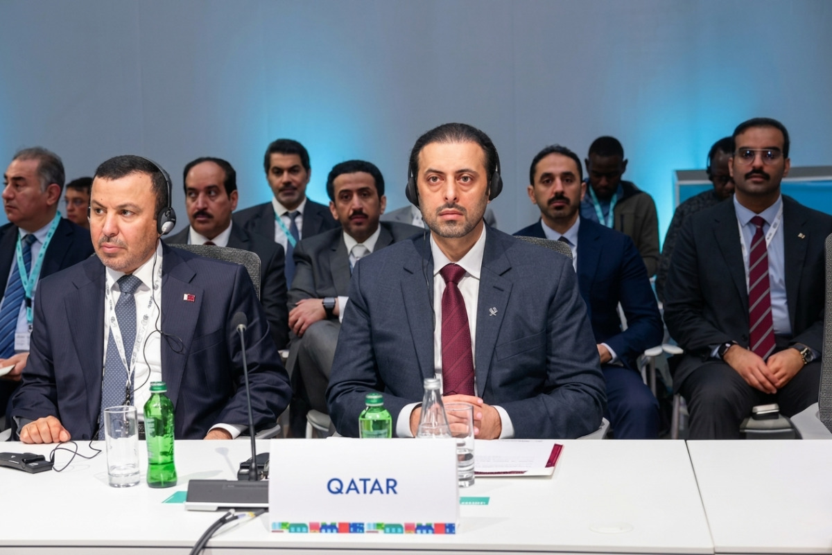 Minister of Municipality H E Abdullah bin Hamad bin Abdullah Al Attiyah with Qatar’s delegation participating in the forum.