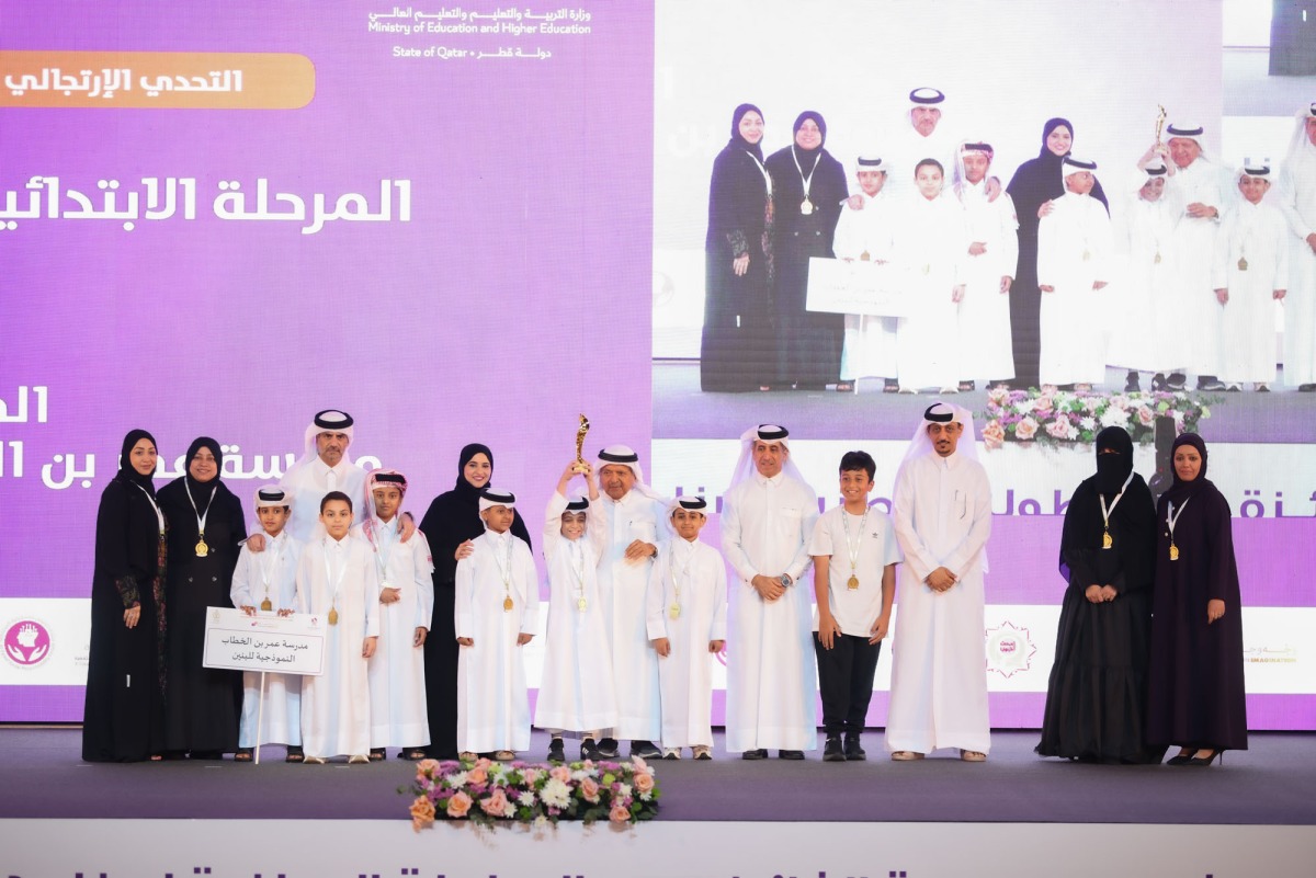 Officials and representatives with the winners during the ceremony.