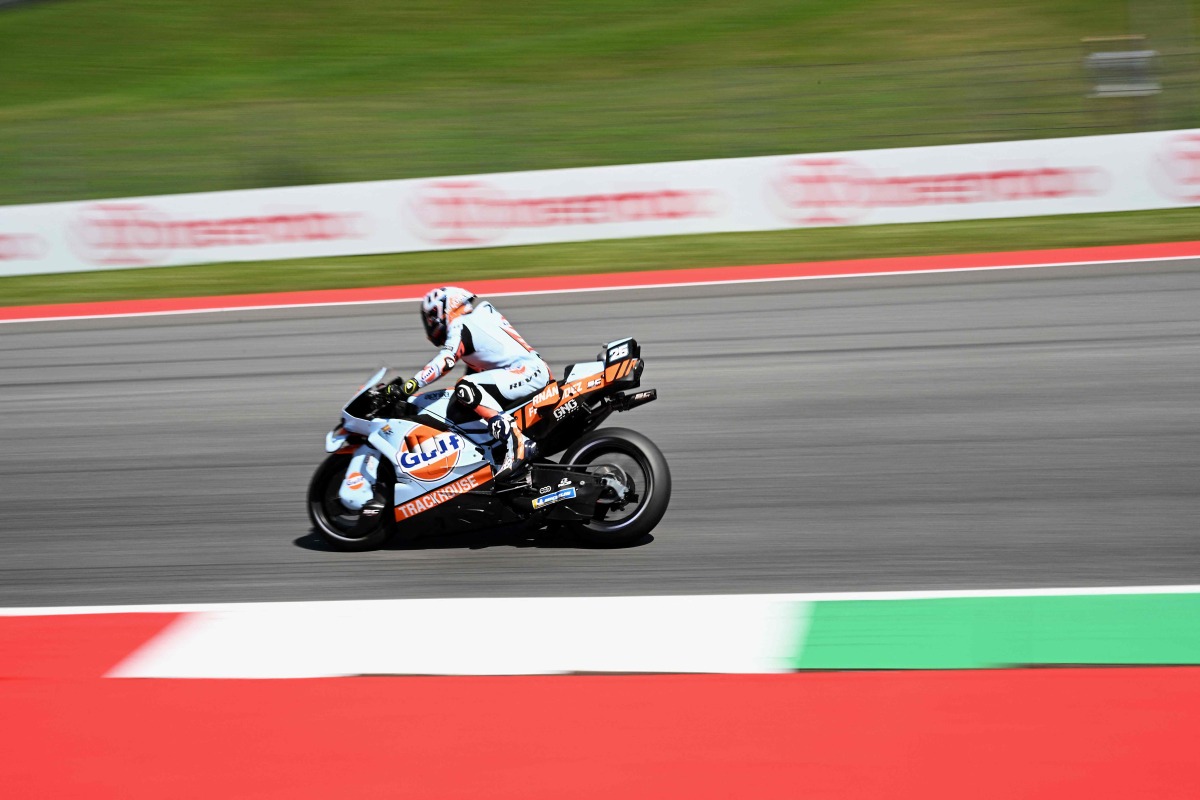 Trackhouse MotoGP Team's Spanish rider Raul Fernandez takes part in the sprint on the eve of the Italian Moto GP Grand Prix at Mugello circuit, in Mugello, near Florence, on May 30, 2026. (Photo by Andreas SOLARO / AFP)
