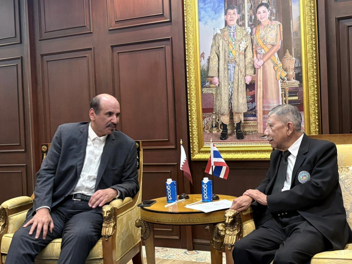 Officials from Qatar and Thailand during the meeting.
