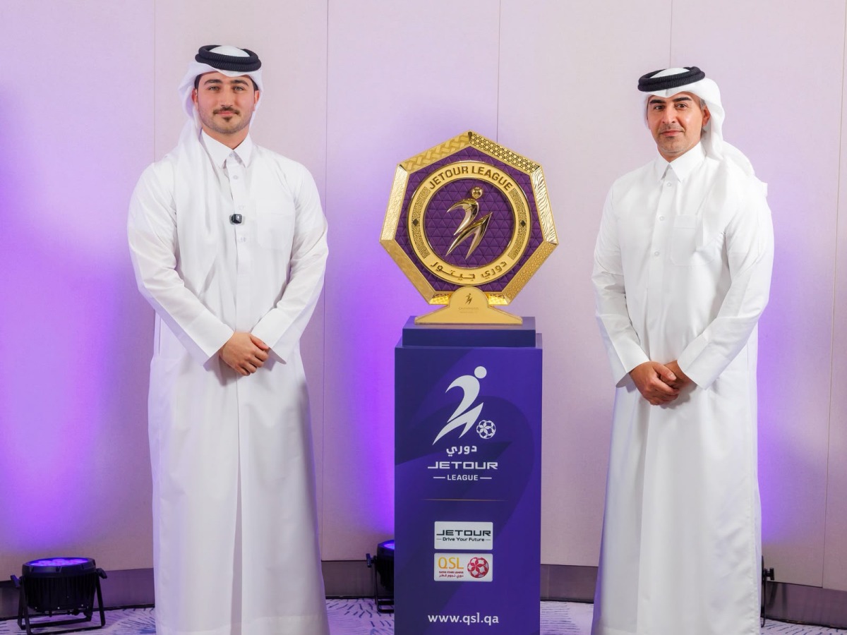 Al Waha for Cars Vice-President Zaid Al Qatami (left) with QSL Sales, Marketing and Communication Executive Director Hassan Rabiah Al Kuwari during the sponsorships signing ceremony.
