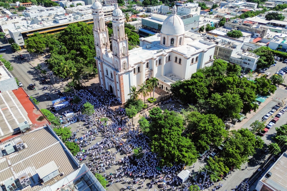 This aerial view shows demonstrators during the March for Peace in Culiacan, Sinaloa state, Mexico on September 13, 2026. Photo by JESUS VERDUGO / AFP