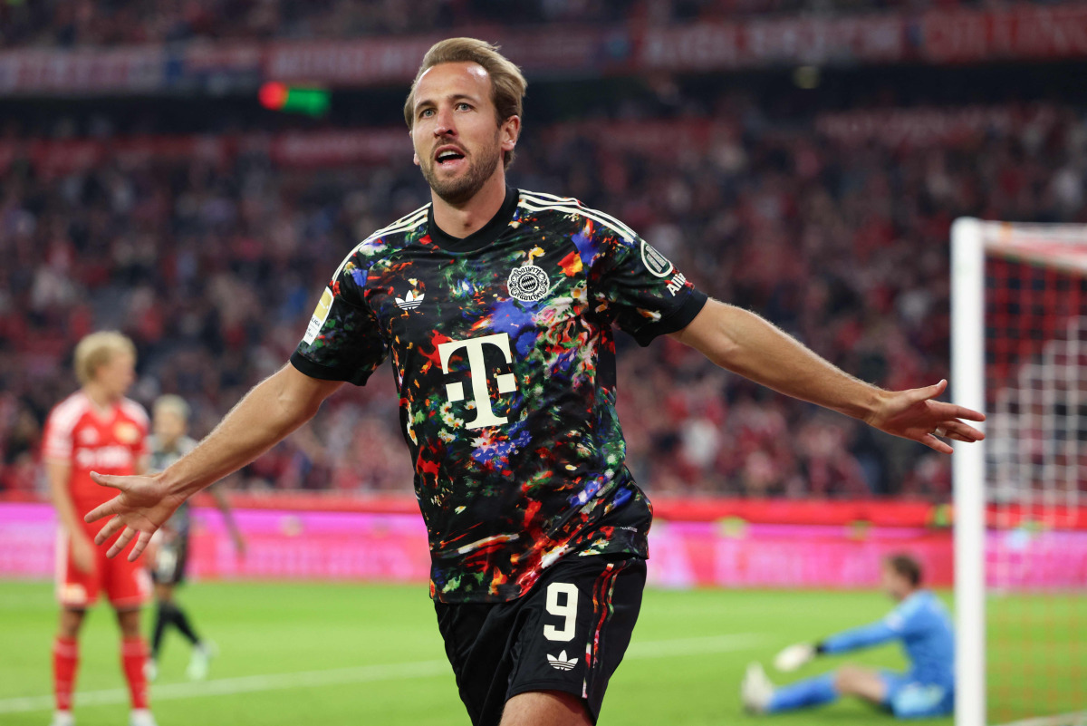 Bayern Munich's English forward #09 Harry Kane celebrates scoring his team's fourth goal during the German first division Bundesliga football match between FC Bayern Munich and Union Berlin in Munich, southern Germany on September 18, 2026. (Photo by Alexandra BEIER / AFP)