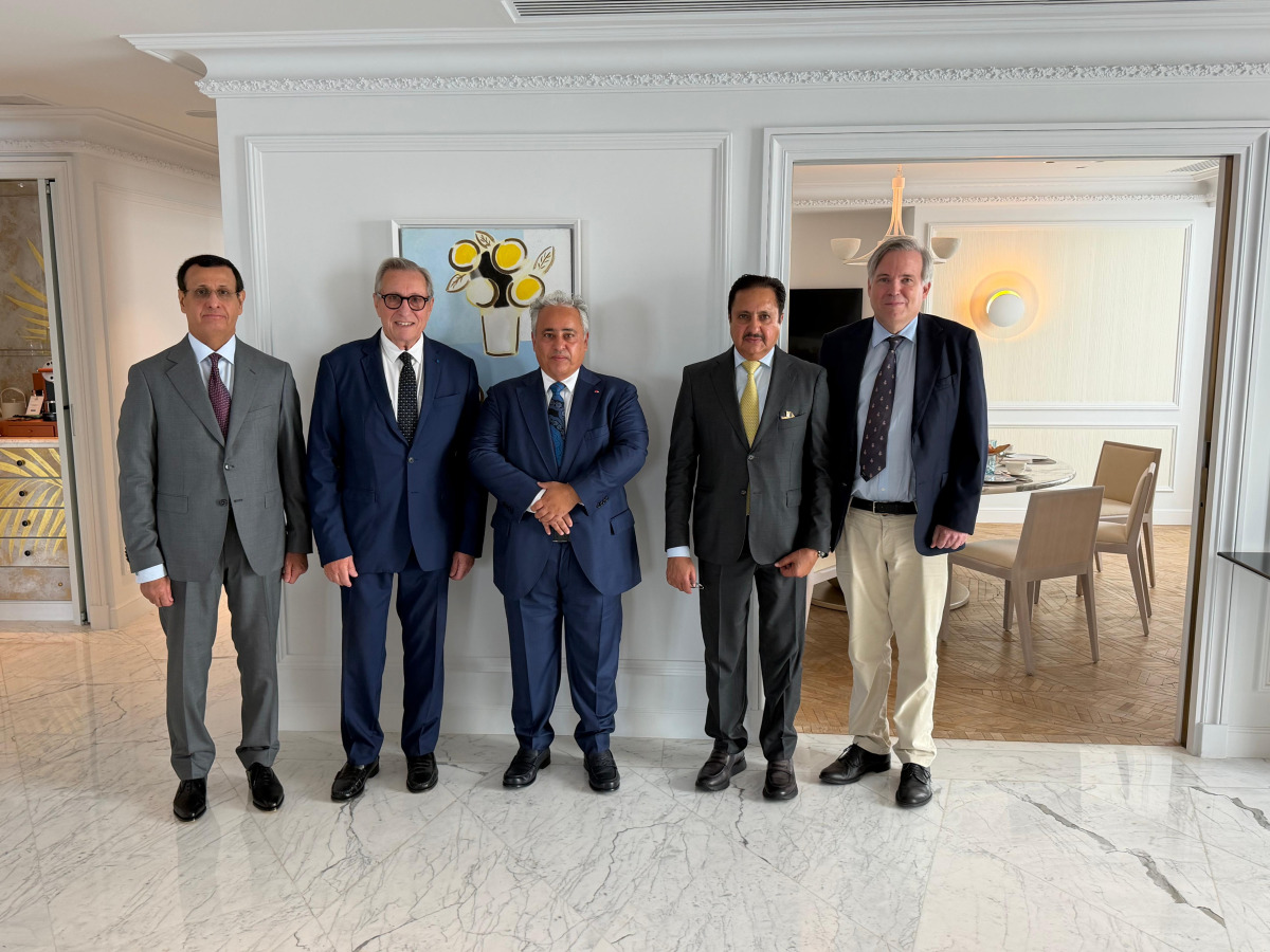 Ambassador of Qatar to France H E Sheikh Ali bin Jassim Al Thani, Chairman of QC Sheikh Khalifa bin Jassim bin Mohammed Al Thani, Board Member of QBA Sheikh Hamad bin Faisal Al Thani with other officials during the meeting.